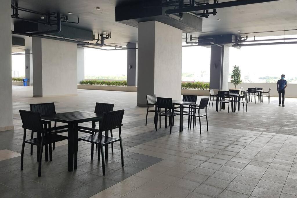 Hidayah Homestay Near Ukm And Ktm Station With High Speed Wifi - Pool & River View بانغي المظهر الخارجي الصورة