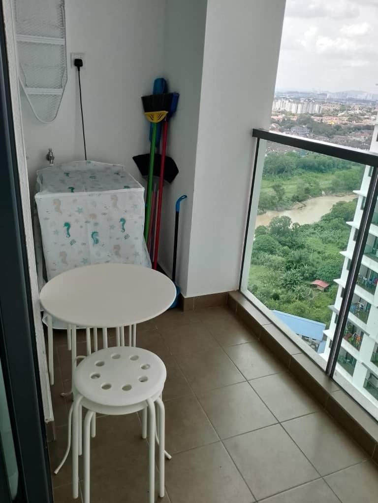 Hidayah Homestay Near Ukm And Ktm Station With High Speed Wifi - Pool & River View بانغي المظهر الخارجي الصورة